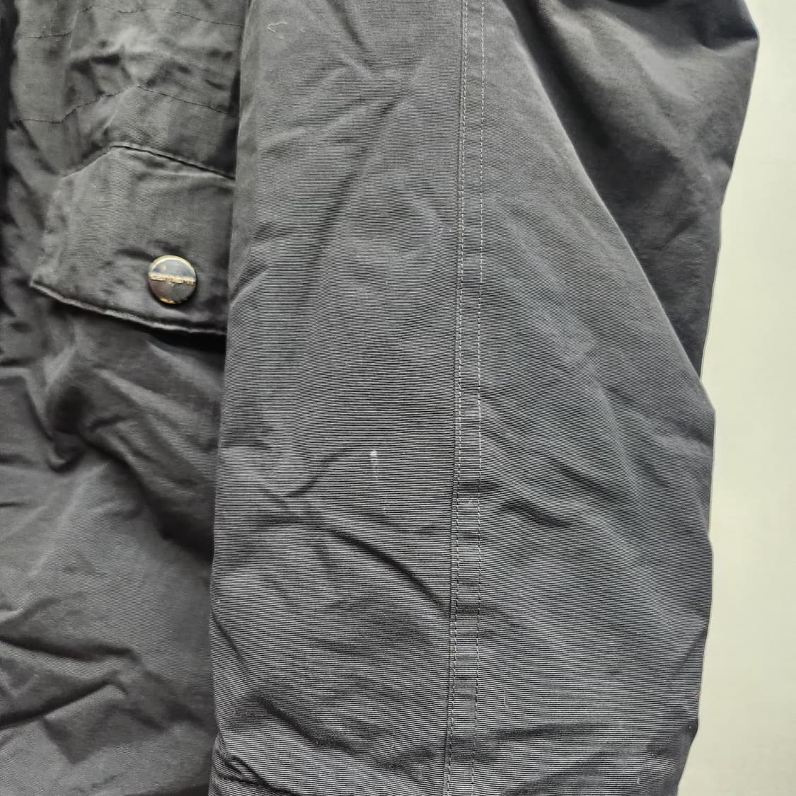 칼하트WIP 앵거리지 후드퍼 파카 XS(M~L) 상품이미지5