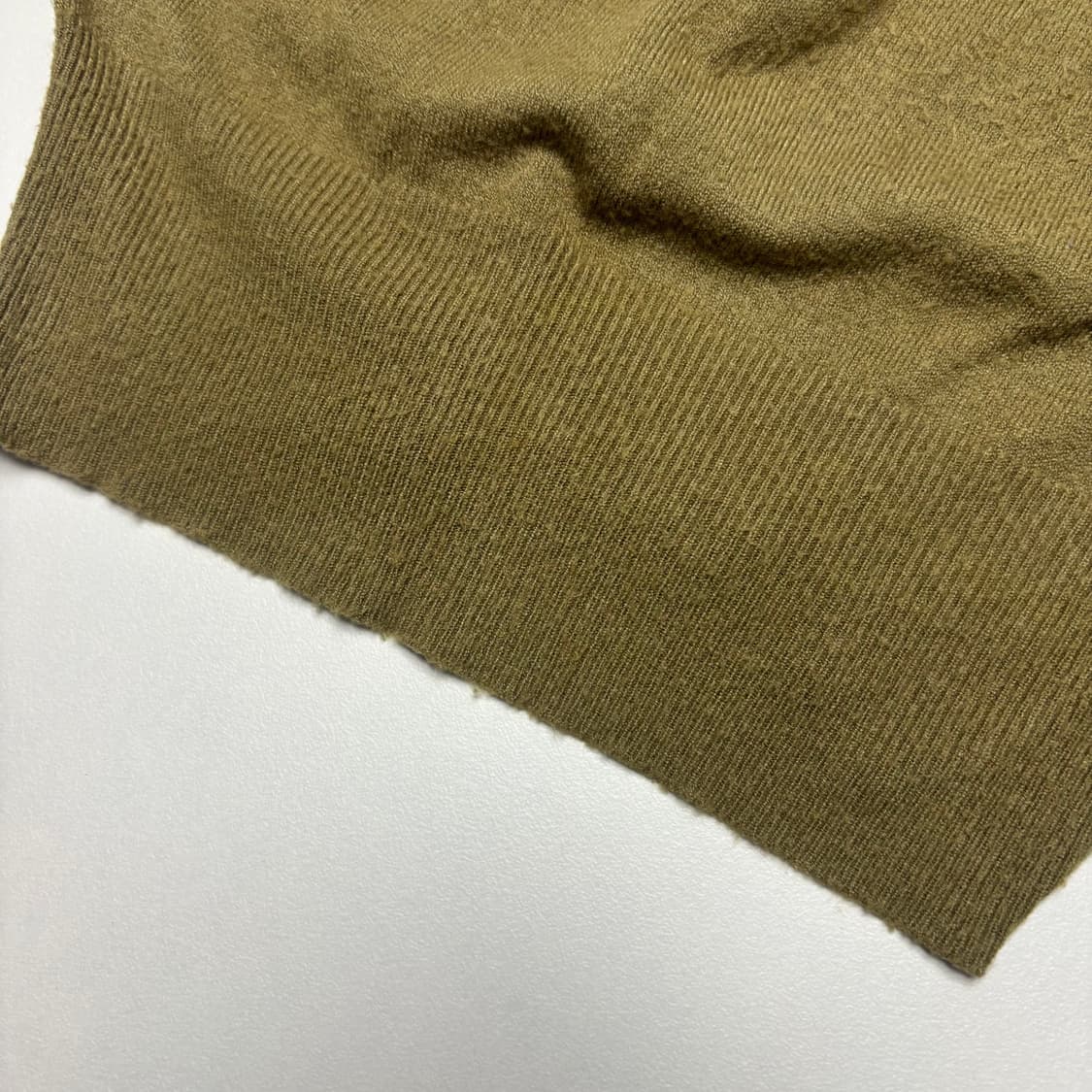 미스치프 스퀘어넥 니트 상품이미지5