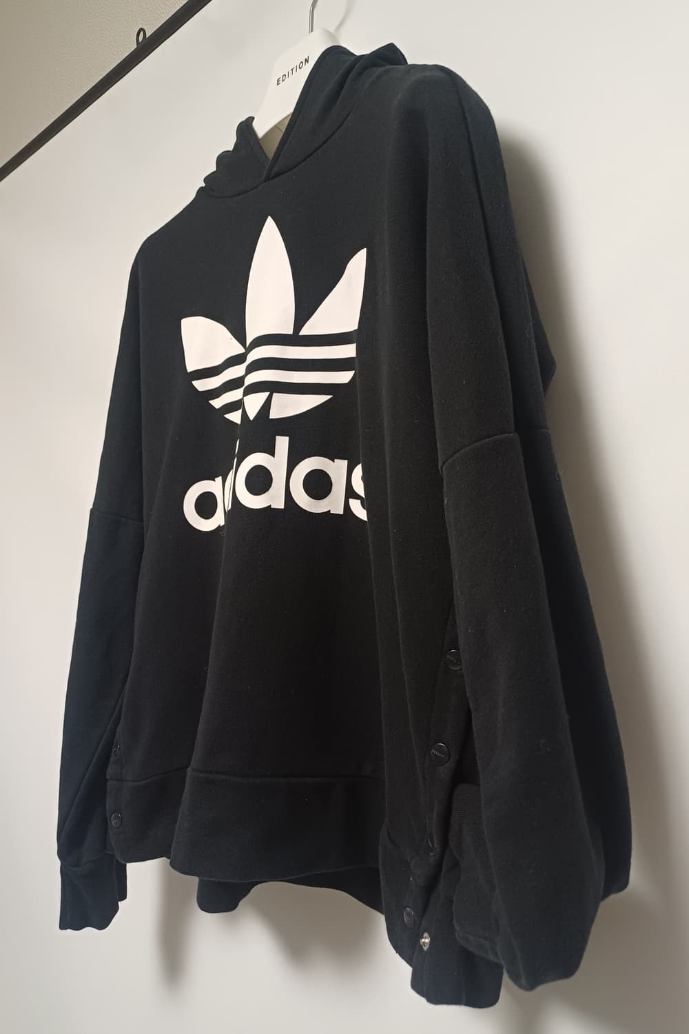 아디다스 블랙 후드티 트레포일 로고 상품이미지1