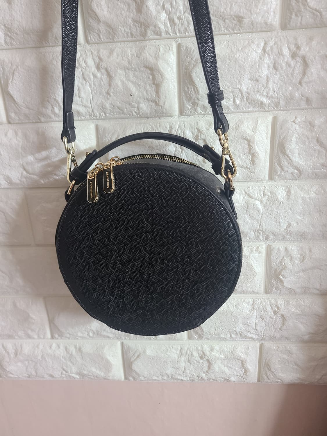 브라비시모 원형 크로스백 상품이미지5