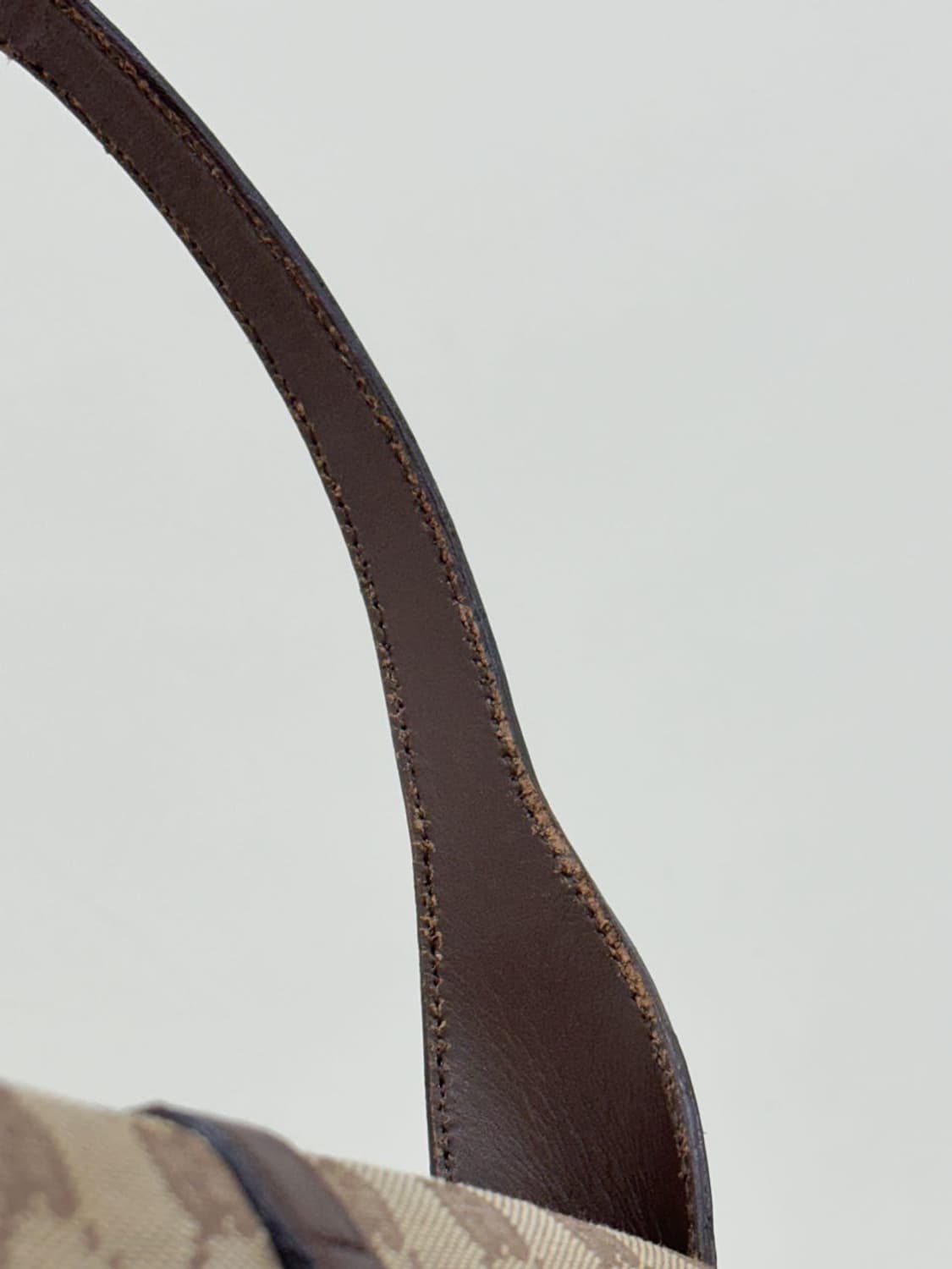 gucci / 구찌 GG 자가드 레더 트리밍 슬림 숄더백  상품이미지6