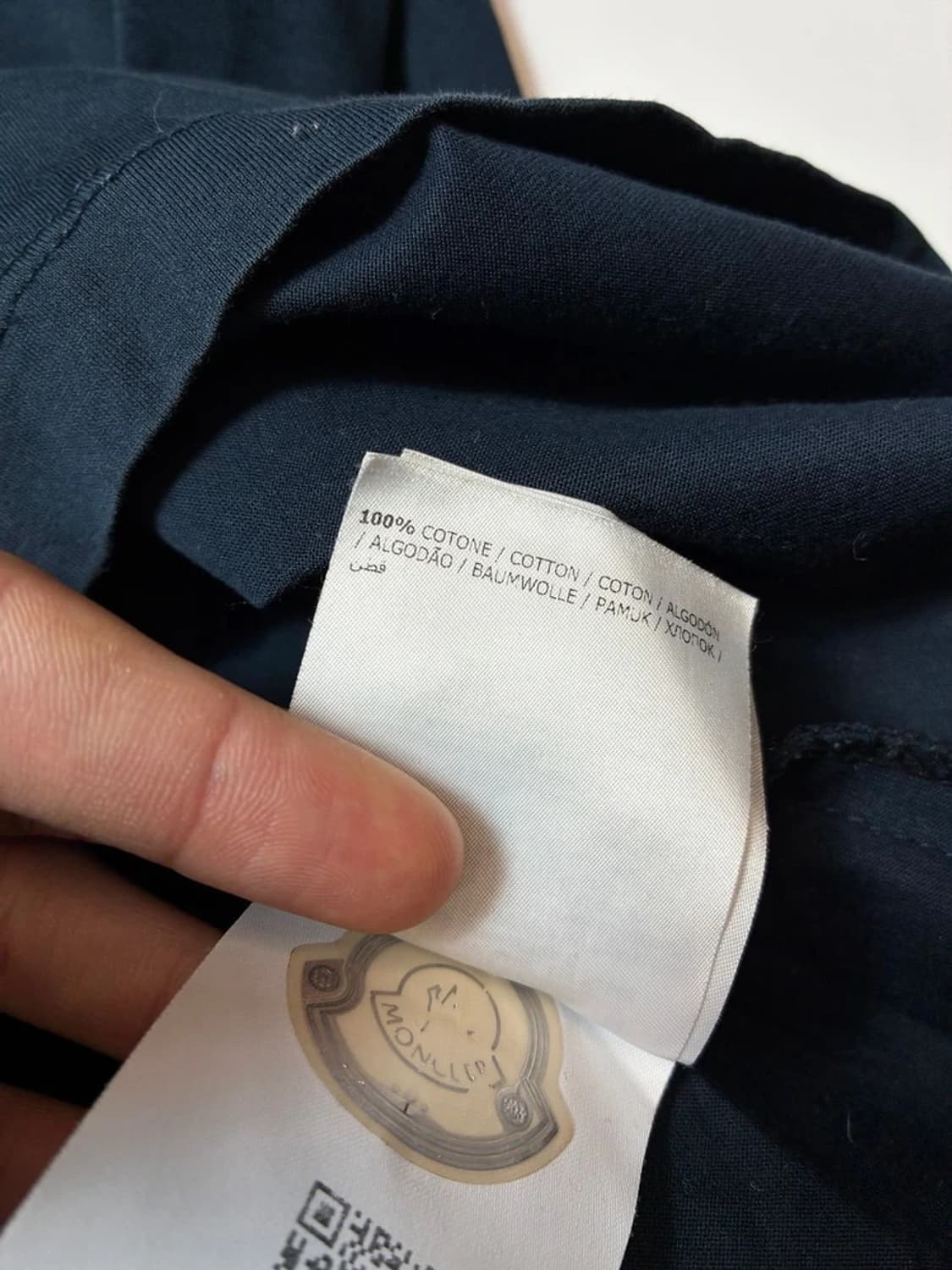 몽클레어 로고 와펜 삼선 반팔 티셔츠 PN9056 상품이미지8