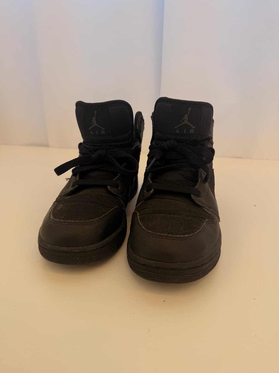  나이키 에어 조던 (nike air jordan) 미드 트리플 블랙  상품이미지2