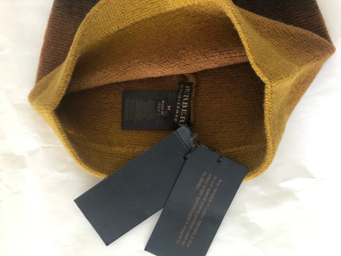 버버리 프로섬 그라데이션 폼폼 비니 모자 상품이미지4