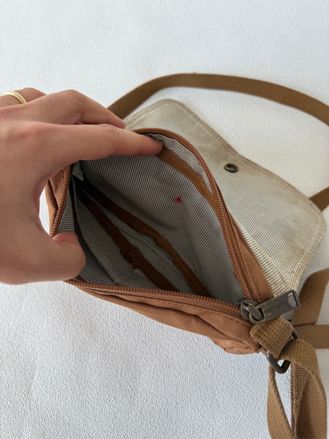 칼하트(Carhartt) 미니 크로스백 상품이미지7