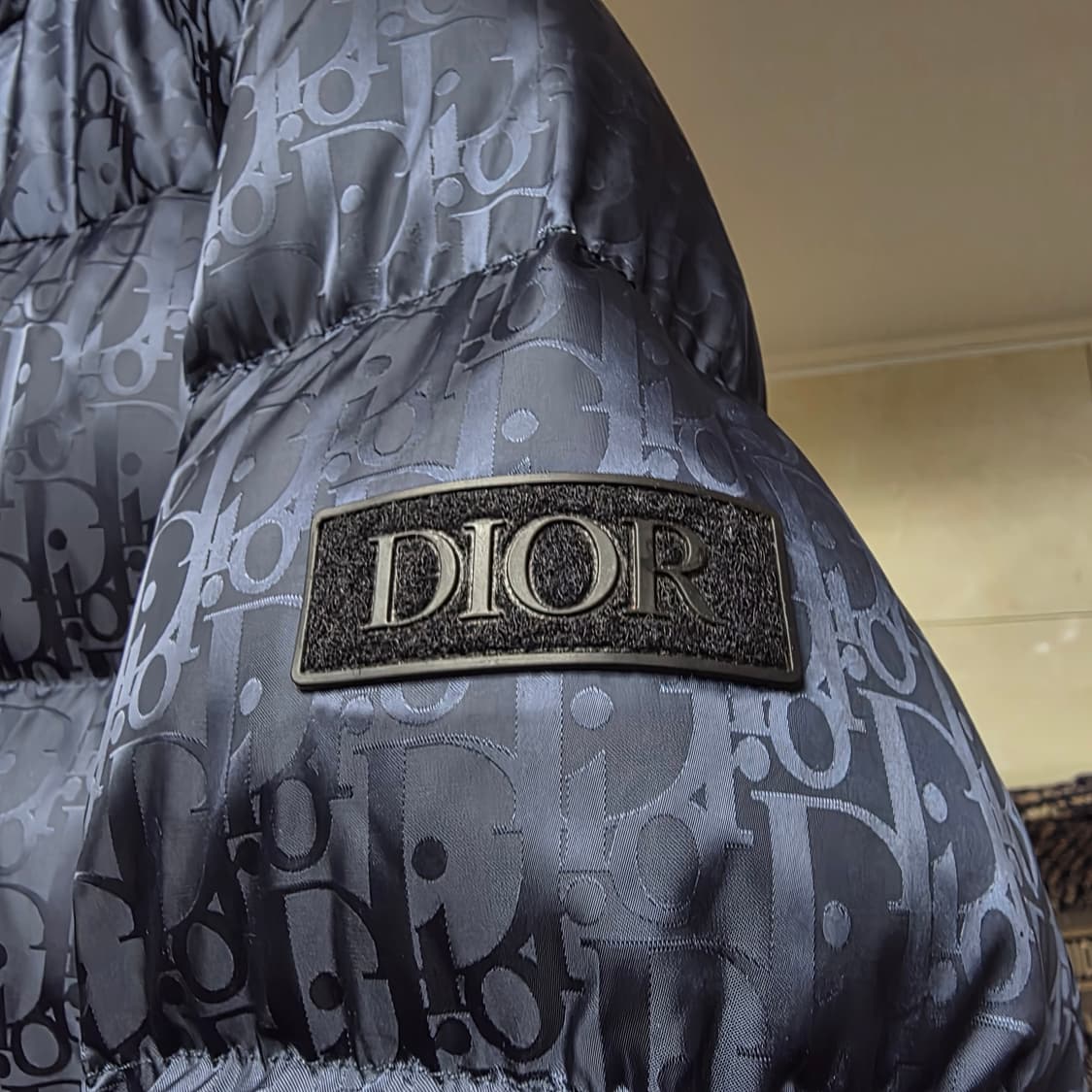 {클로젯}[48][23F/w 풀구성]디올 오블리크 숏 다운 패딩 자켓 상품이미지2