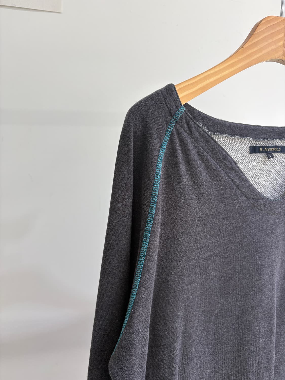 R.NEWBOLD  롱슬리브 상품이미지3