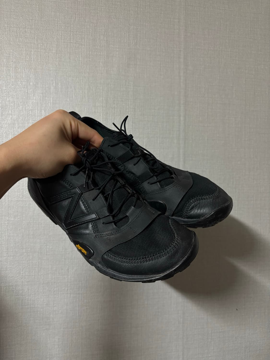 뉴발란스 이세이미야케 MT10O 블랙 상품이미지5