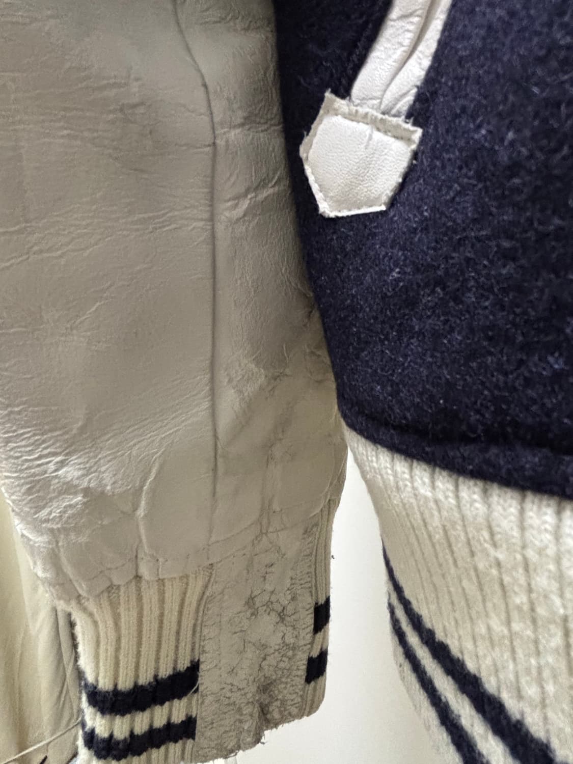 네이버후드 바시티 자켓 상품이미지4