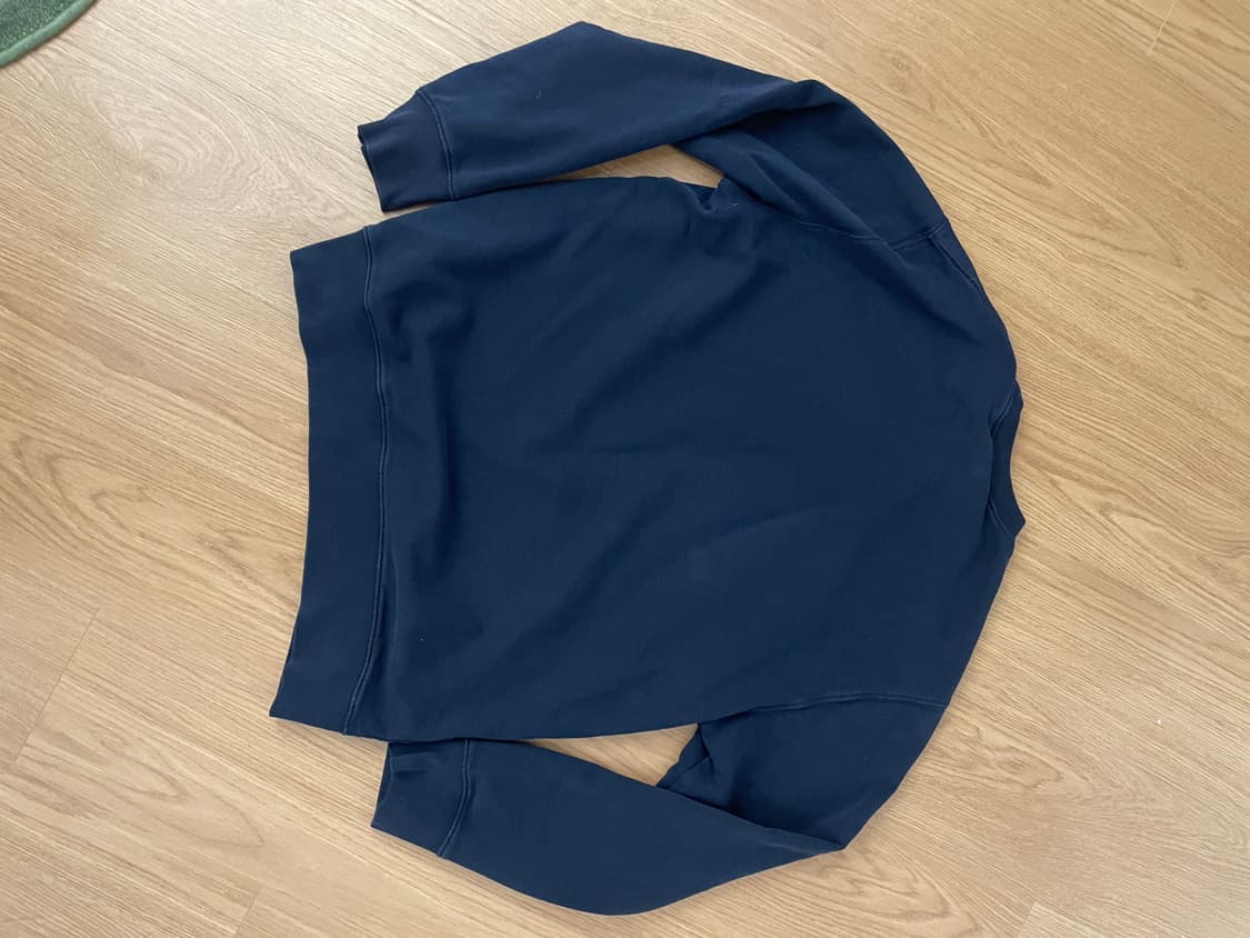 칼하트WIP 맨투맨 네이비 XL 상품이미지3