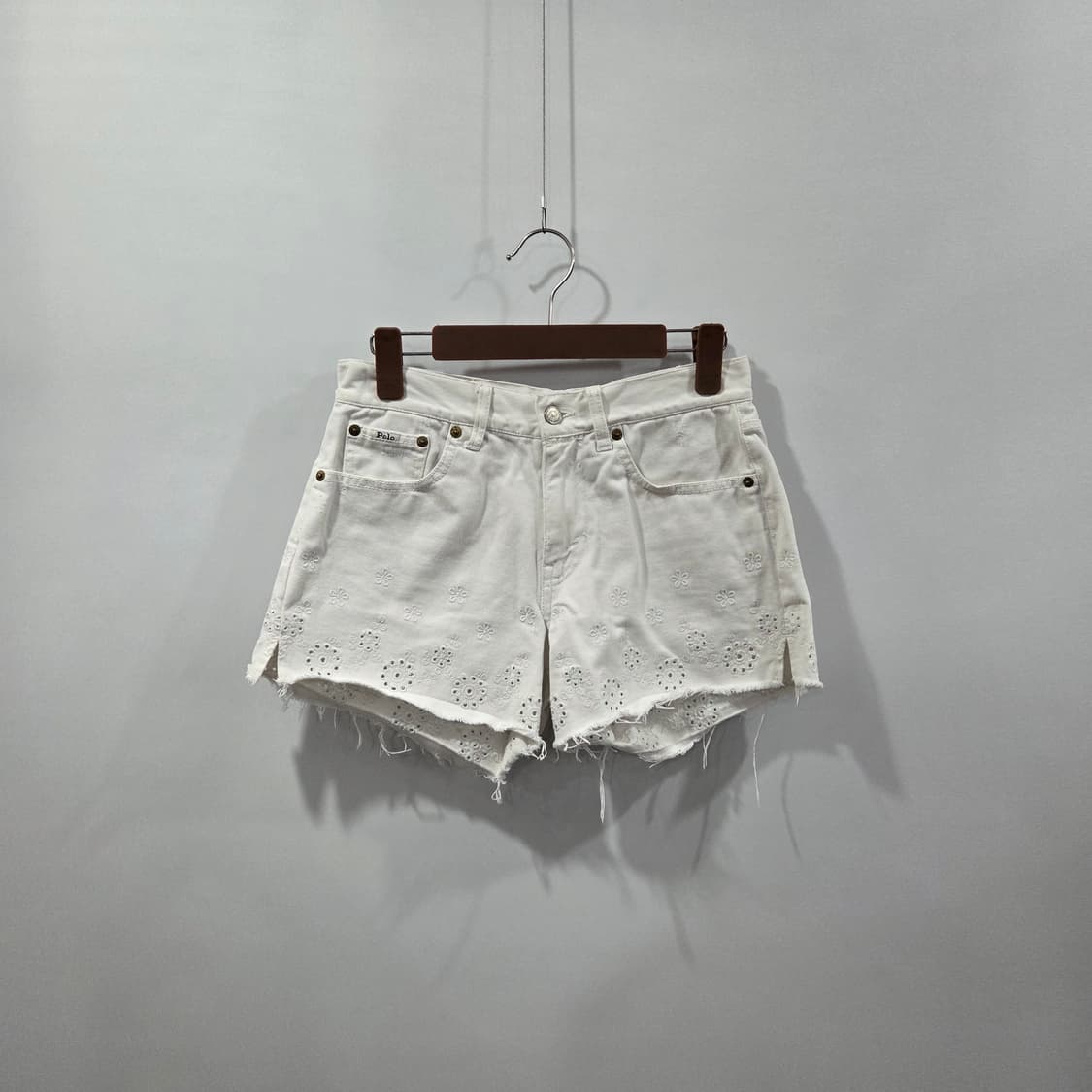 폴로랄프로렌 우먼 화이트 데님 핫팬츠 25 상품이미지1