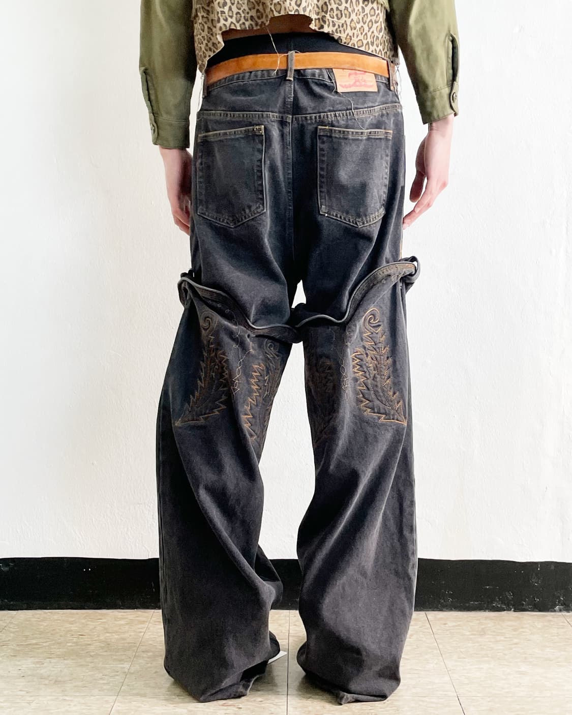 와이프로젝트 웨스턴 챕스 디태쳐블 데님 상품이미지1