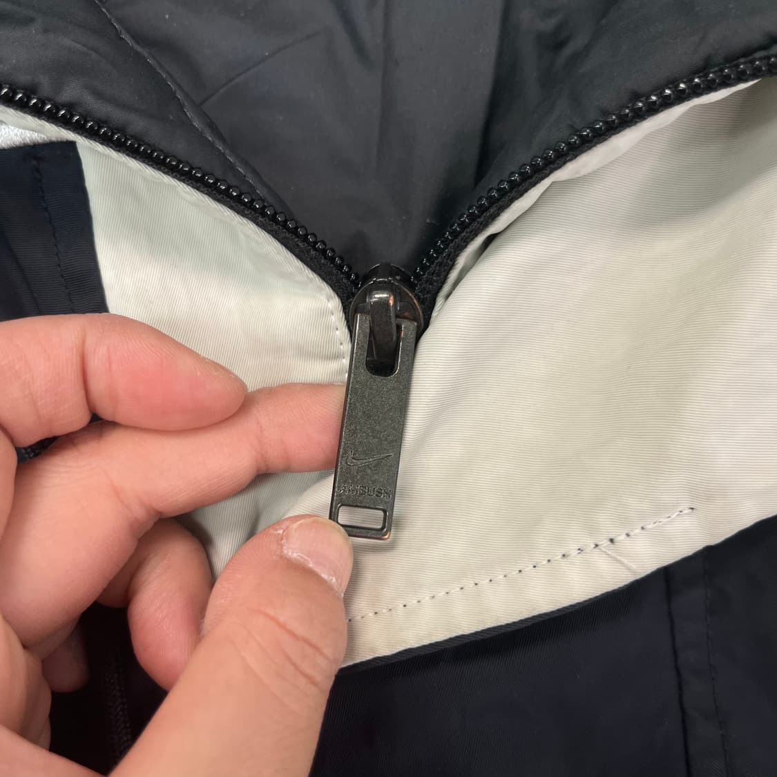 100 나이키 앰부쉬 NBA 네츠 브루클린 누빔 자켓 상품이미지5