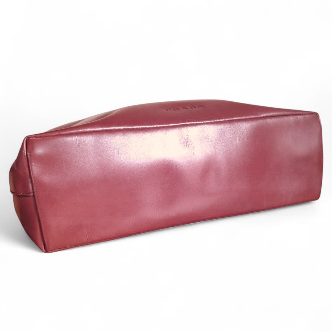 프라다 모던 아카이프 레더 토트백 상품이미지4