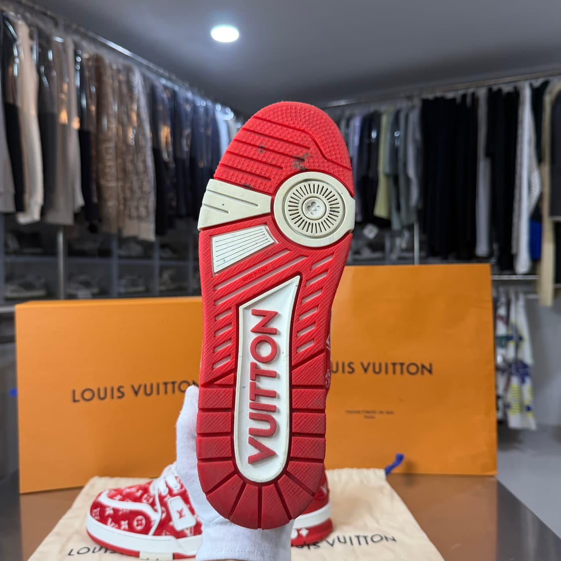 [리오브] 루이비통 LV 트레이너 텍스타일 벨벳 모노그램 스니커즈 상품이미지4