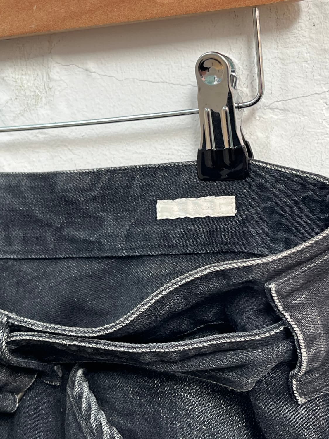 Comoli 코모리 벨티드 흑청 데님 3 상품이미지4