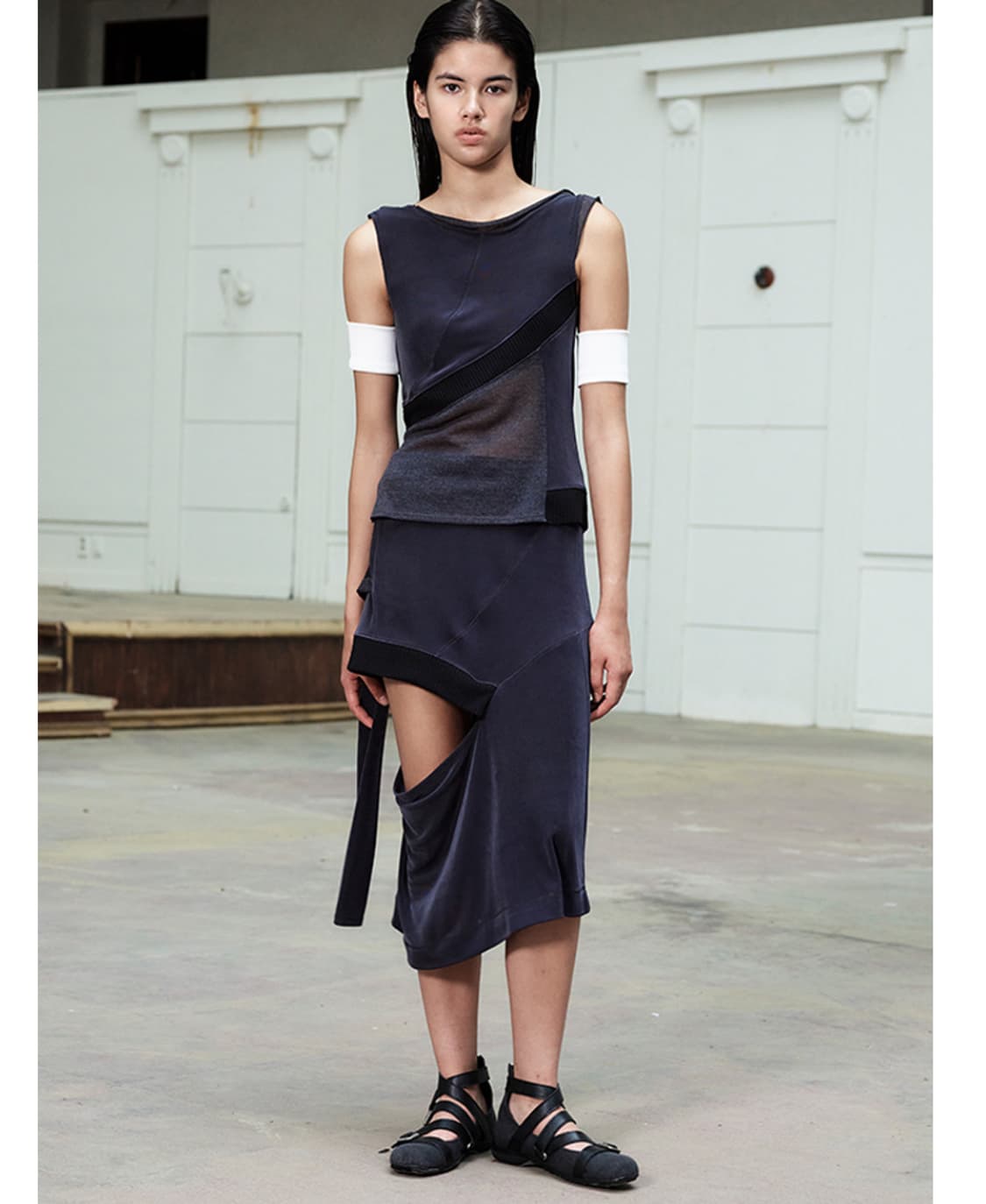 Open yy 오픈와이와이 PANEL CUTOUT SKIRT  상품이미지1