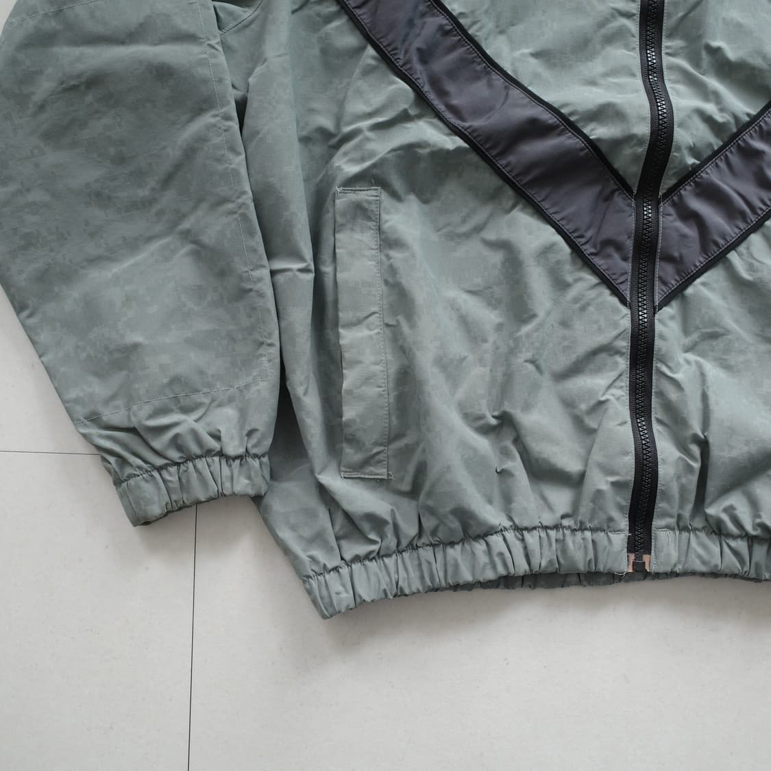 00s 미군 육군 IPFU 피지컬 트레이닝 자켓 M/R 상품이미지4