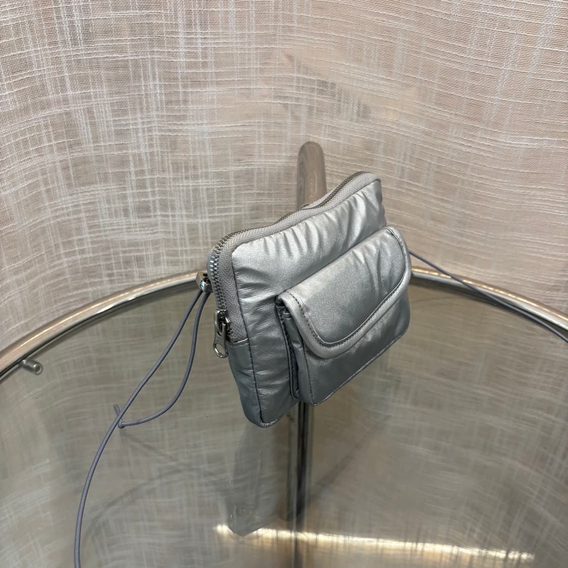 정품 케즈 패디드 미니 크로스백 상품이미지3