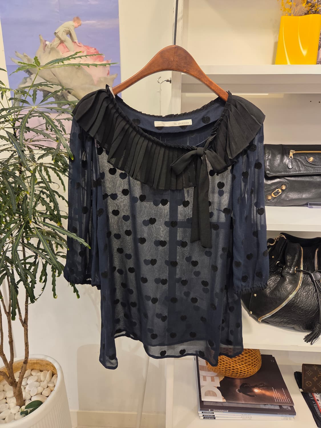 레니본 하트 땡땡이 실크 100 블라우스 상품이미지1