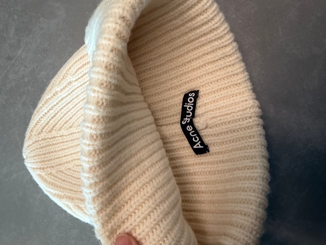 아크네 비니 상품이미지2