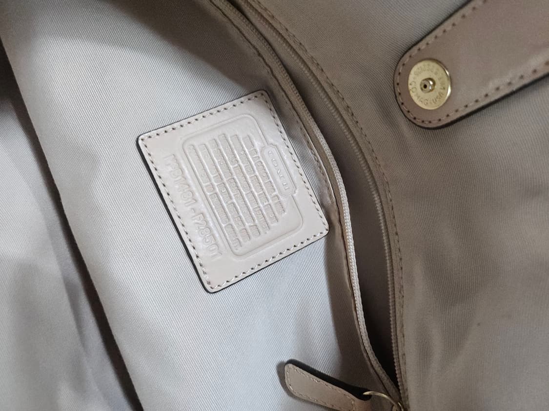 COACH 코치 시그니처 자가드 숄더백 상품이미지6