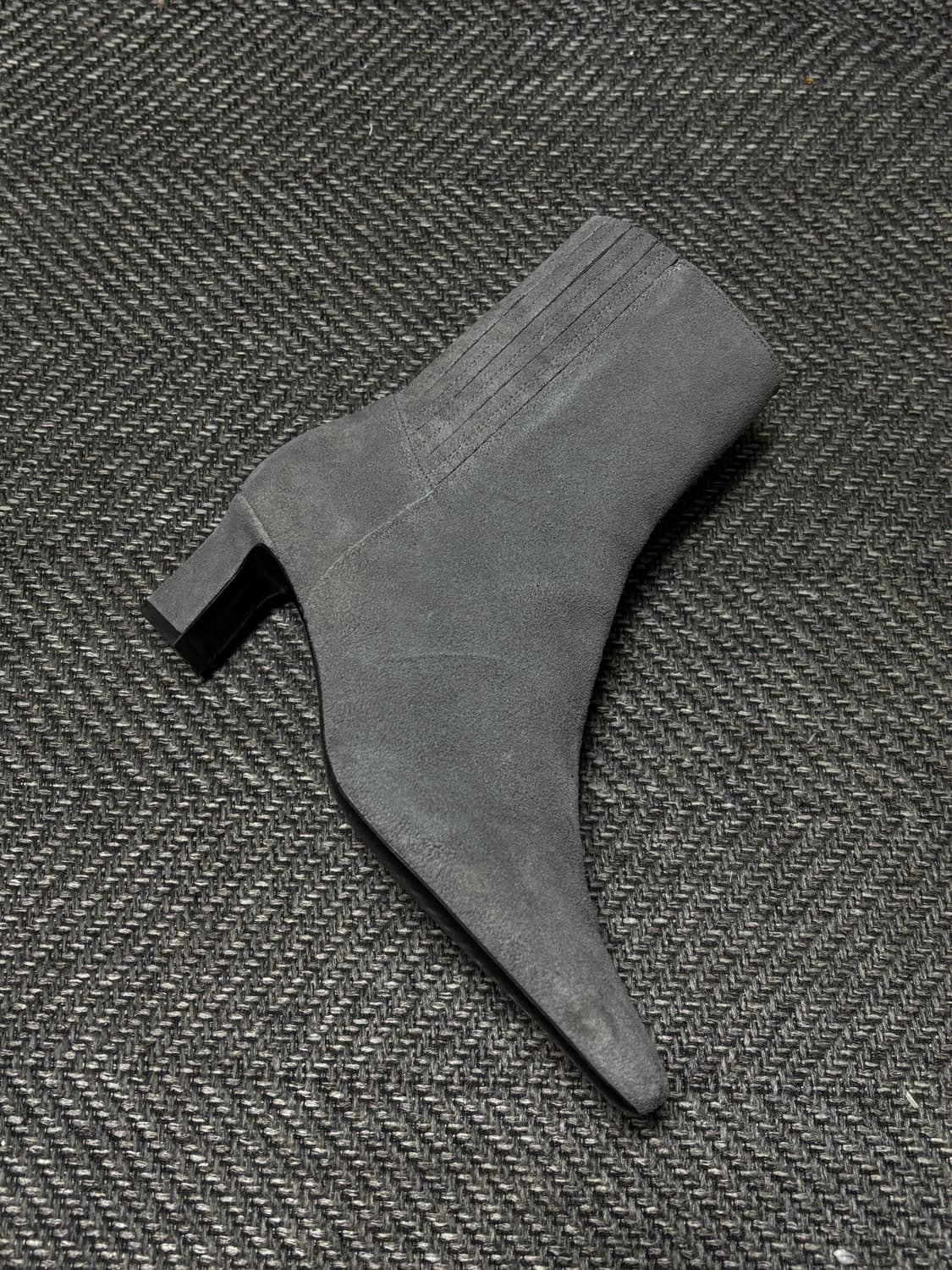 [38] 앤아더스토리즈 스웨이드 앵클 부츠 / 그레이 상품이미지6