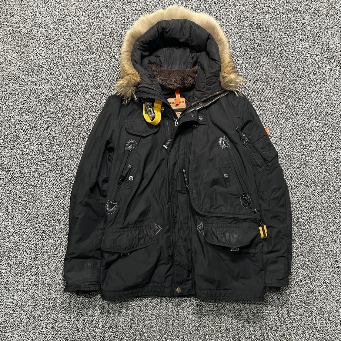 파라점퍼스(parajumpers) 마스터피스 코디악 자켓 상품이미지1