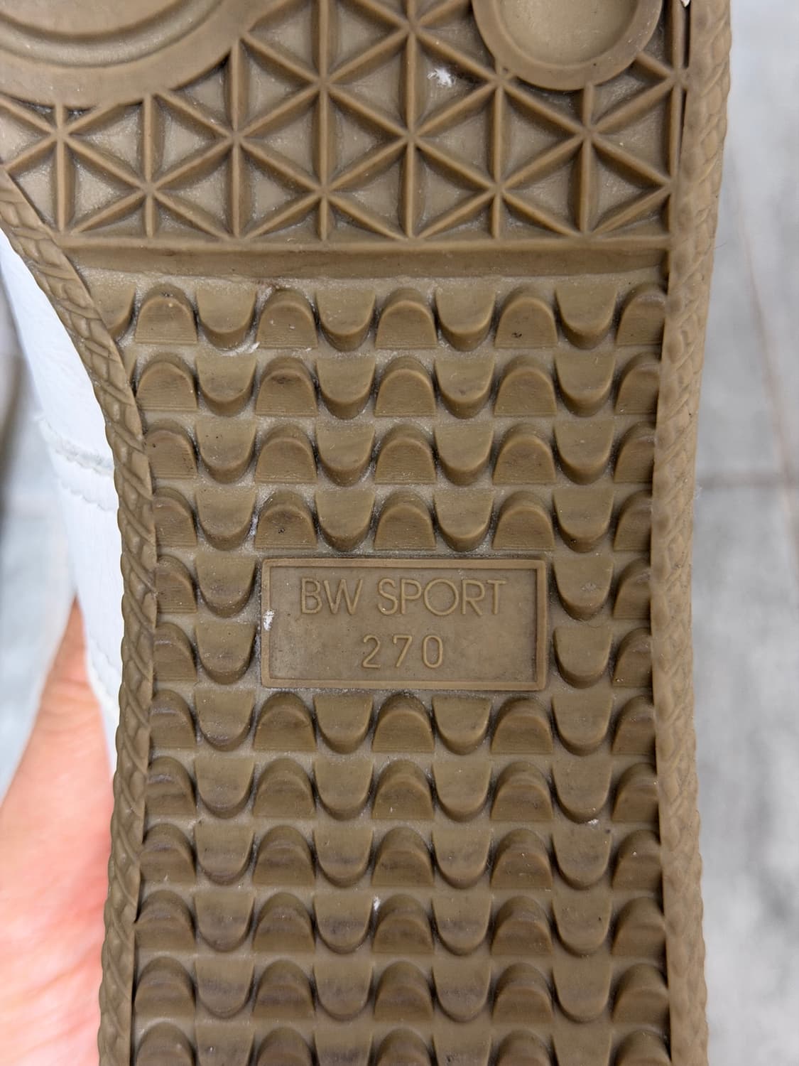 리프로덕션 오브 파운드 스니커즈 42(270) 상품이미지5