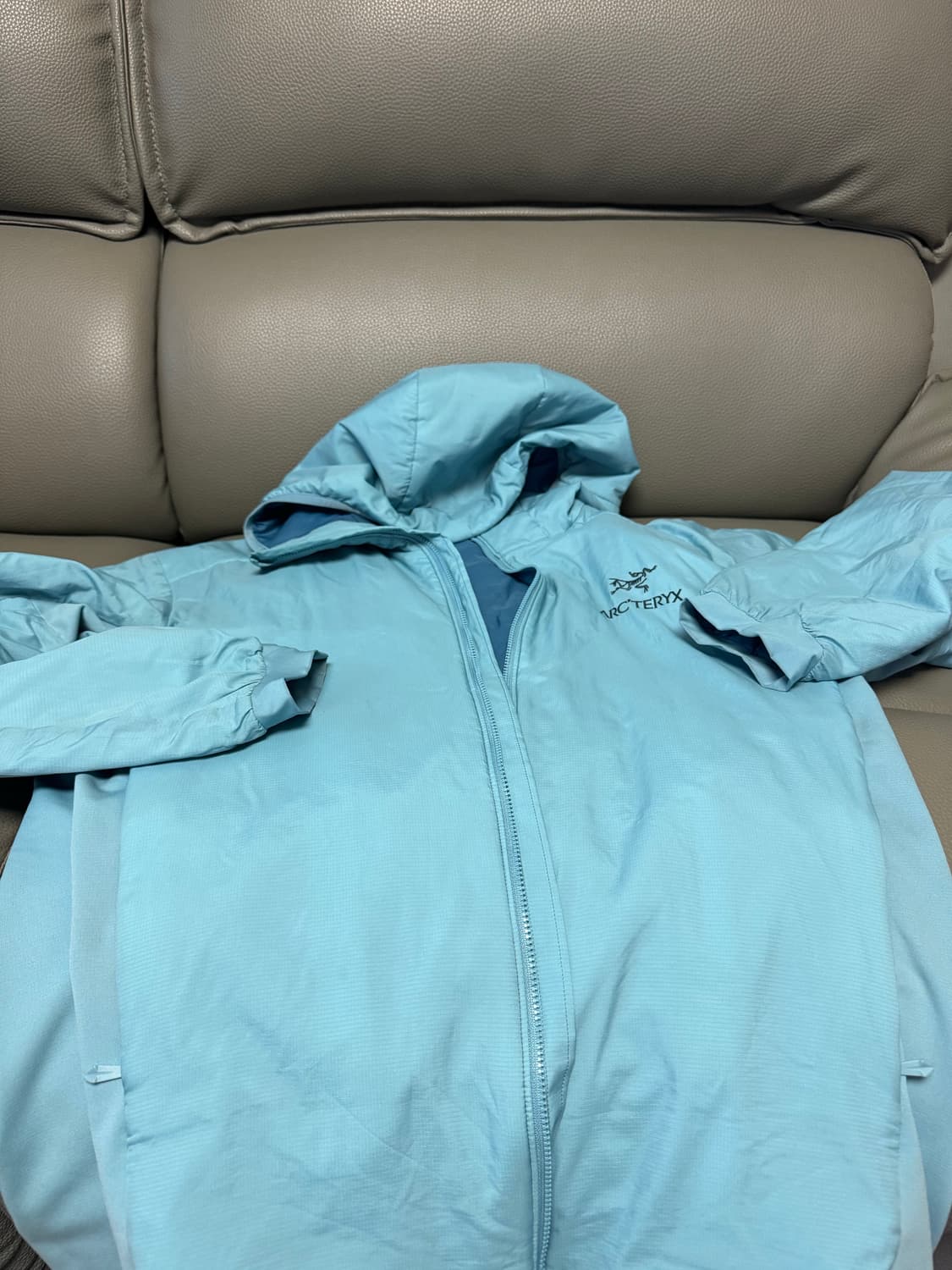 아크테릭스 아톰 LT 솔레스 L  상품이미지1