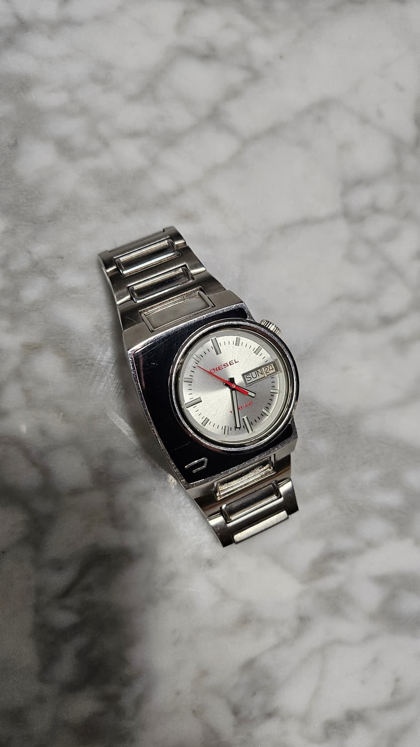 디젤 메탈 빈티지 남성 시계 상품이미지1