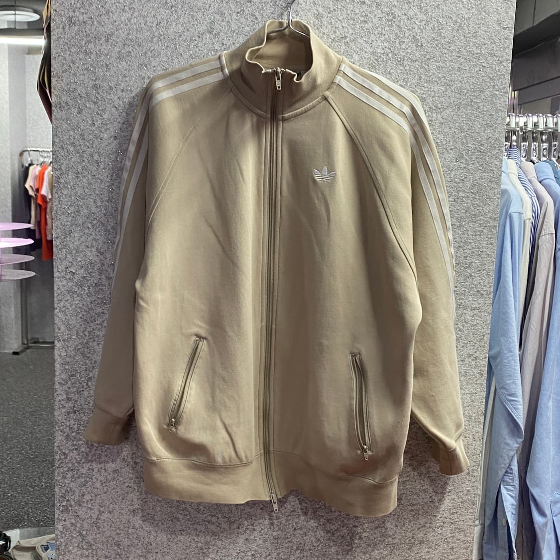 아디다스 파이어버드 베이지 스케이트 자켓 B3428 상품이미지2