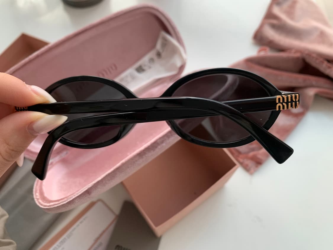 미우미우 리가드 선글라스 블랙 상품이미지3