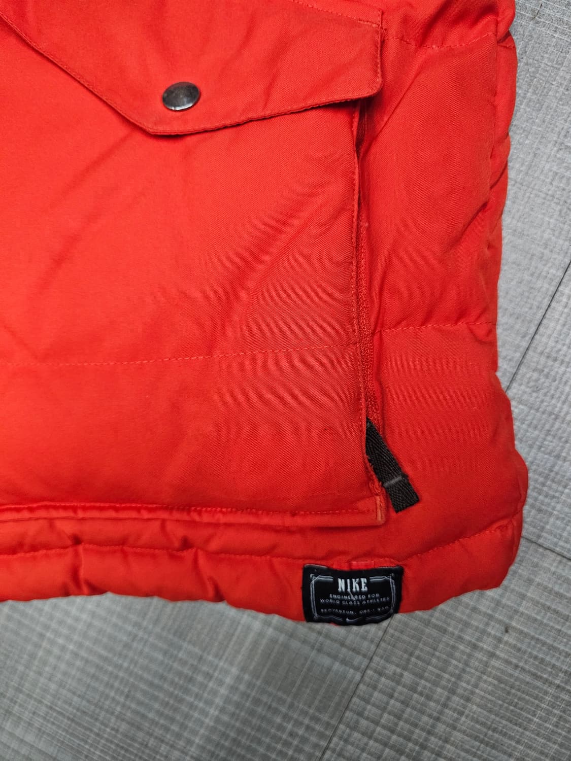 나이키 구스다운 패딩 쪼끼 상품이미지4