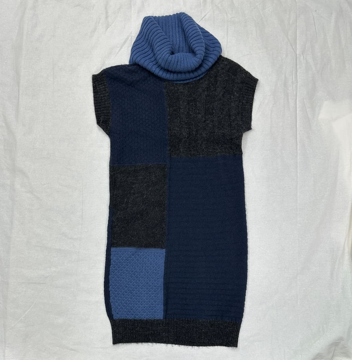 LOVE MOSCHINO 니트원피스 상품이미지1