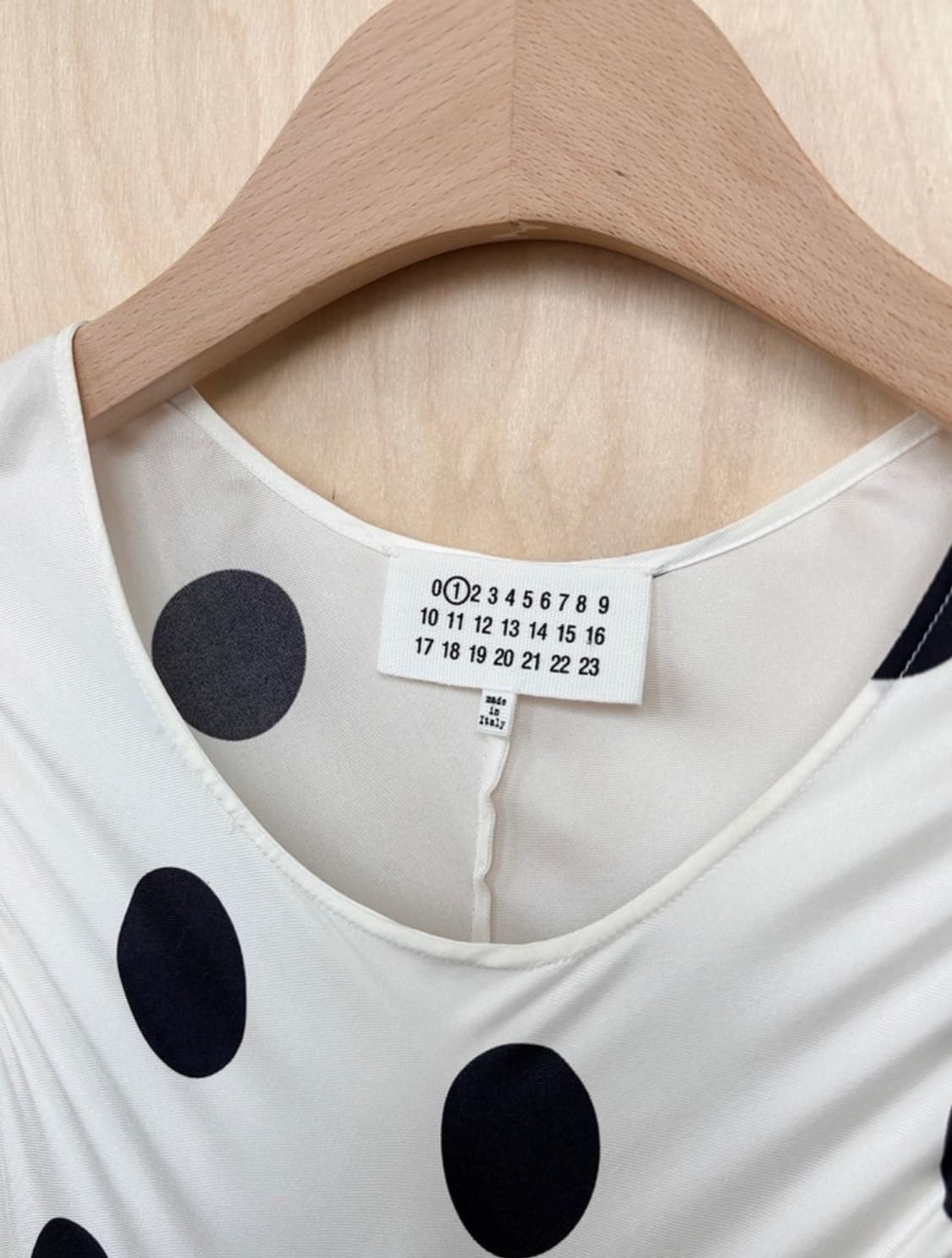 MAISON MARGIELA DOTS SILK MAXI DRESS 상품이미지5
