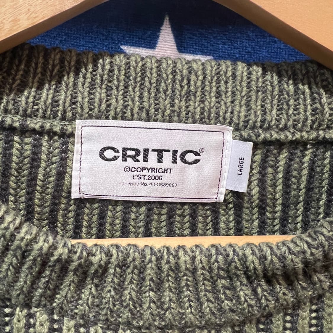 크리틱 니트 스웨터 상품이미지3