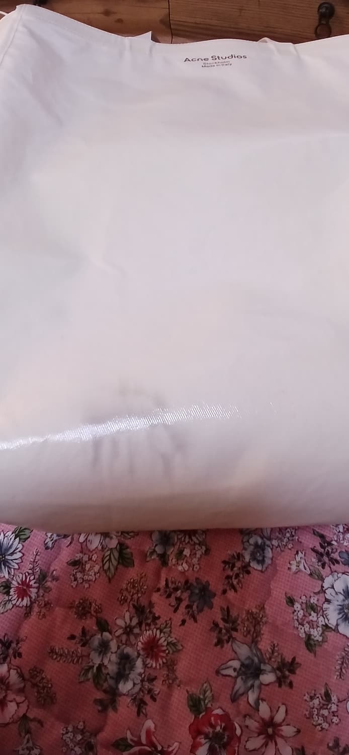 아크네 스튜디오 샤이니 토트백   상품이미지9