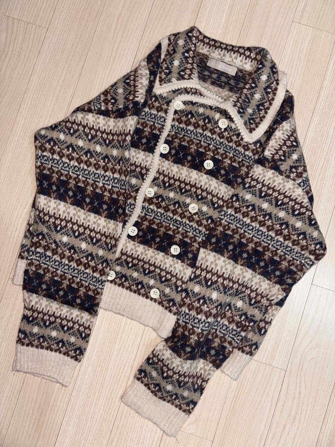 Nordic double buttons knit cd 상품이미지1