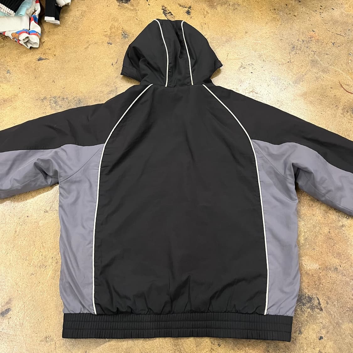 [정품/M] 나이키 후드 바람막이 블랙 회색 b17 상품이미지4
