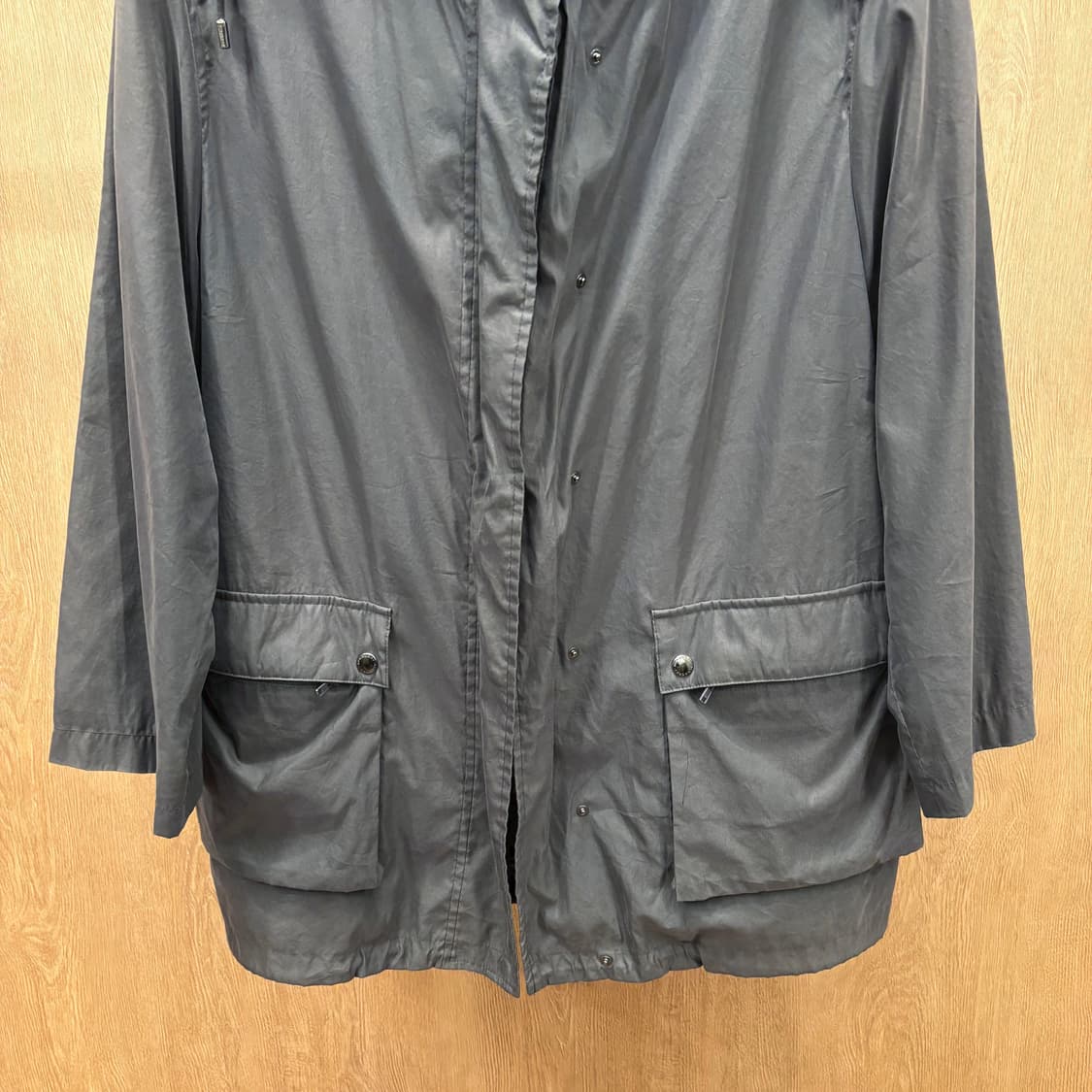 버버리 런던 후드 필드 재킷 히든 플래킷 히든 버튼 스트랩 디테일 그레이 상품이미지5