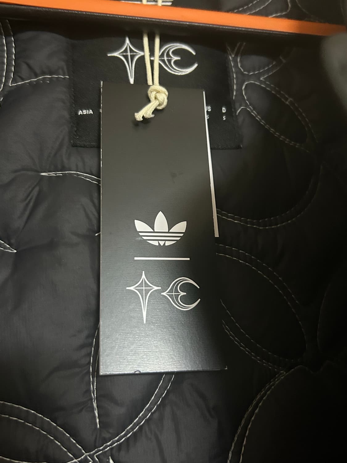 아디다스 떠그클럽 패디드 퀄팅 자켓 상품이미지2