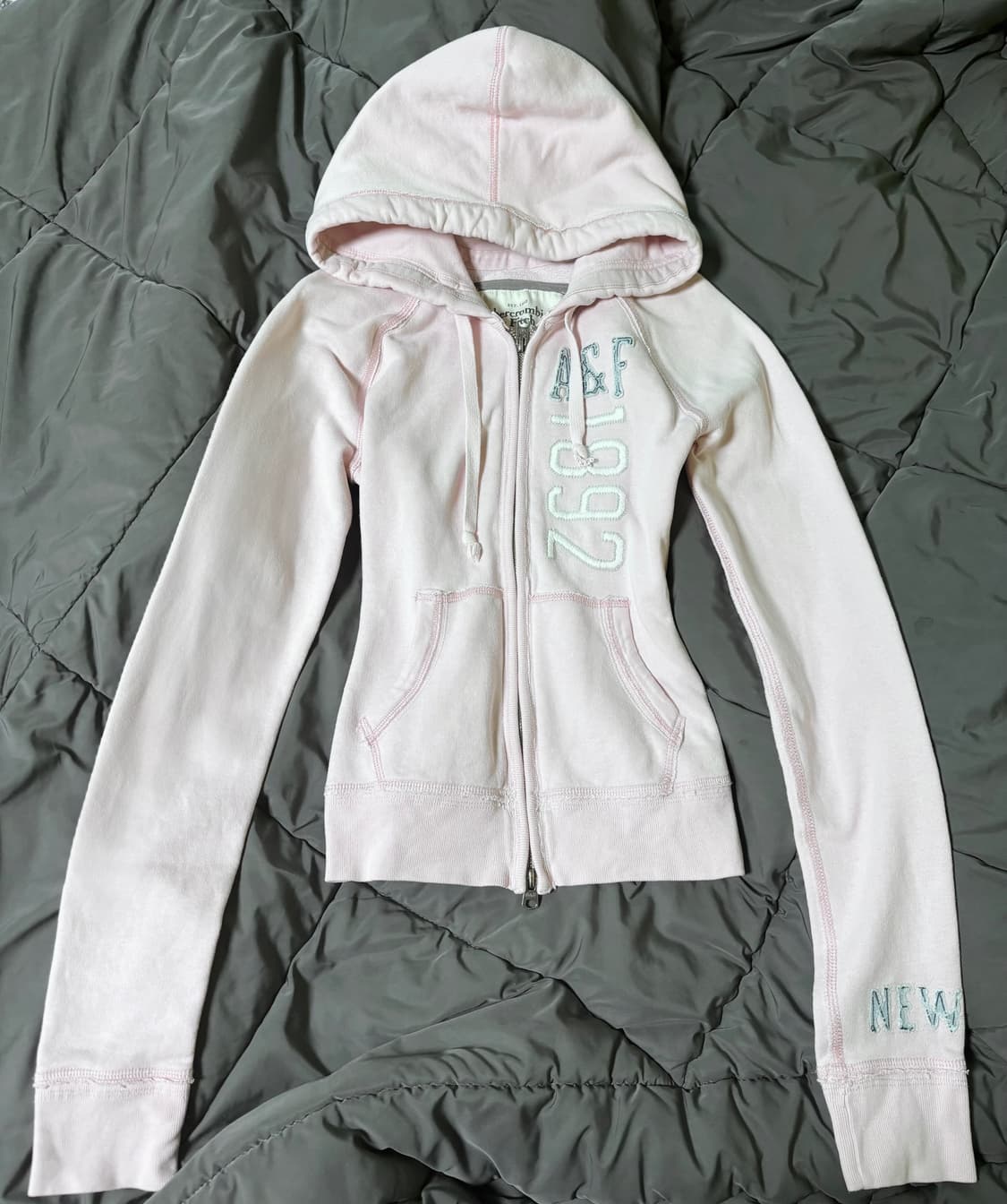 초희귀 대대장 아베크롬비 딱붙핏 후드집업 s 연핑크 딸기우유 상품이미지2