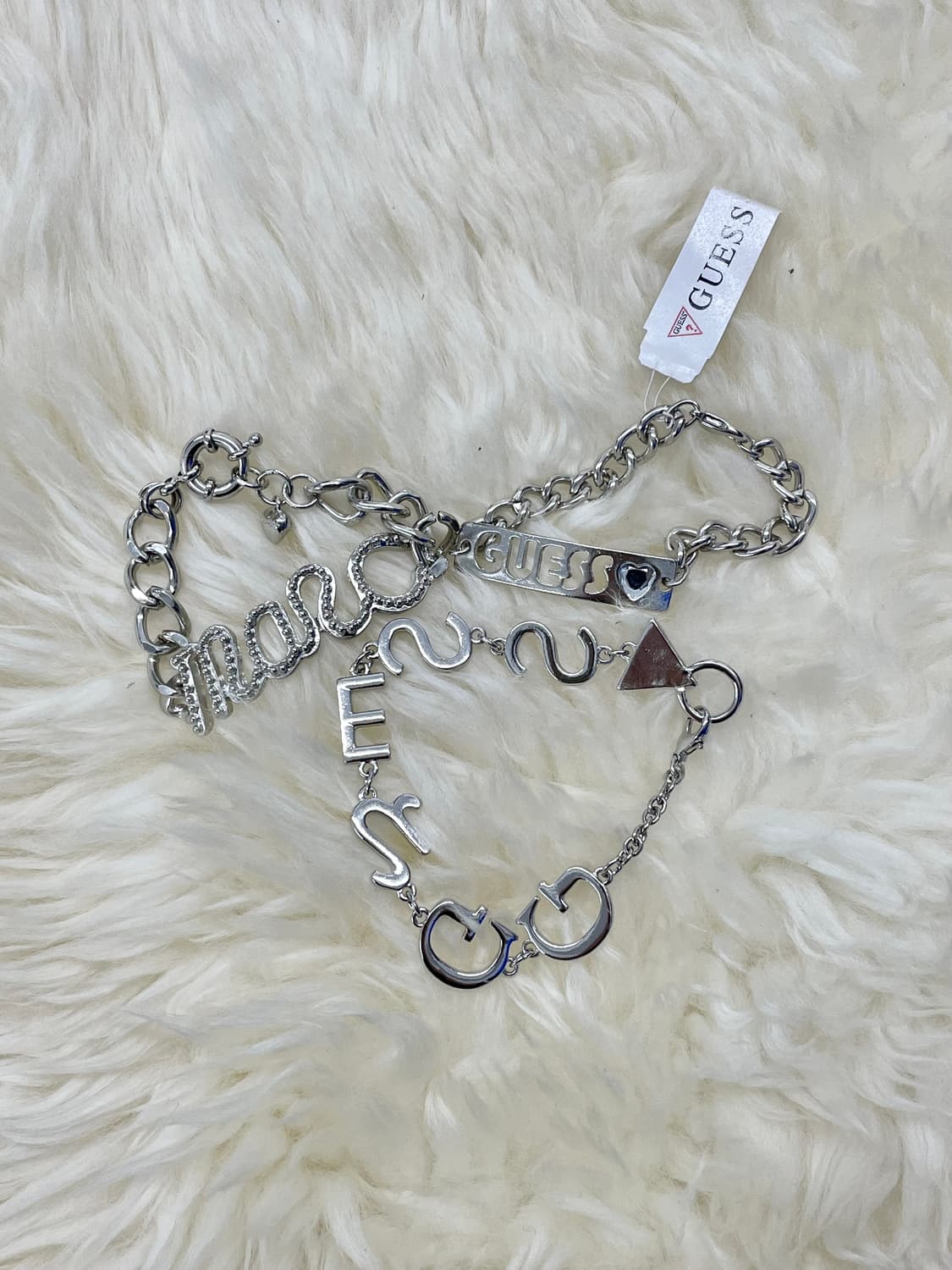 게스 로고 레터링 팔찌 상품이미지2