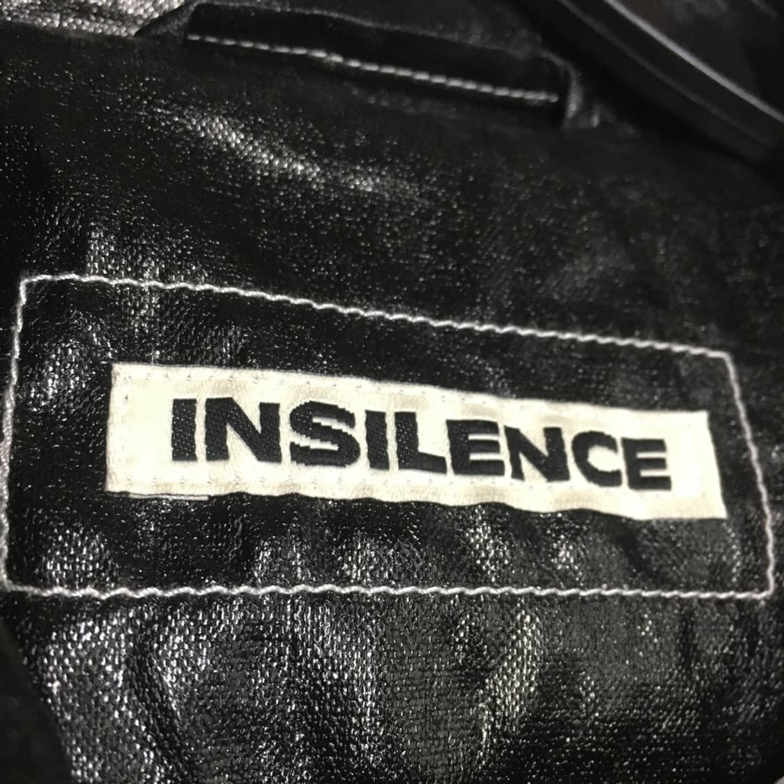 인사일런스 리버시블 글로시자켓 CC31 상품이미지2