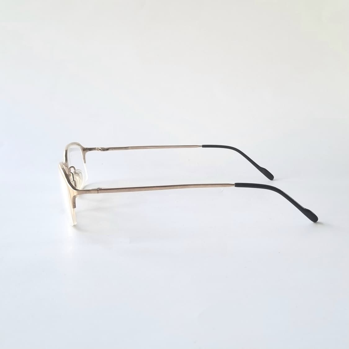 데드스탁 퓨어 티타늄 하프림 골드 프레임 안경테 783 상품이미지3