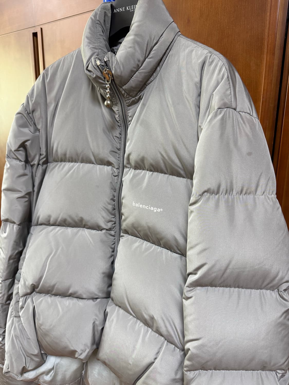 [46] 발렌시아가 c컬 패딩 그레이 초판 상품이미지3