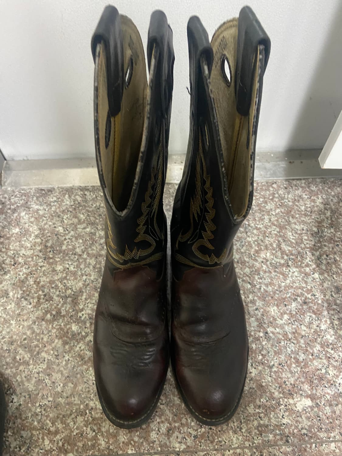 일본 오사카 빈티지샵에서 구매한 웨스턴 부츠입니다 상품이미지3
