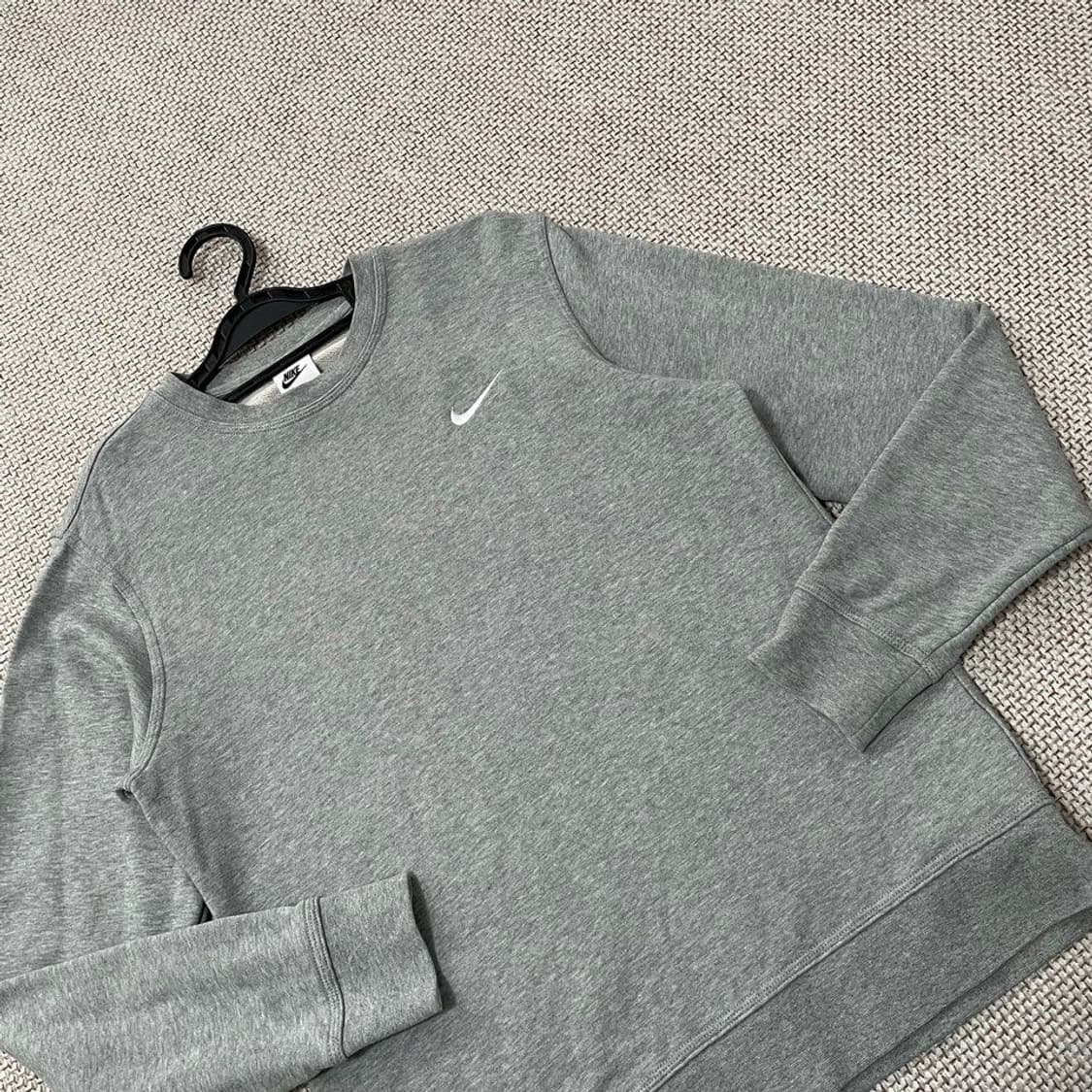 나이키. 맨투맨. 6590 상품이미지2