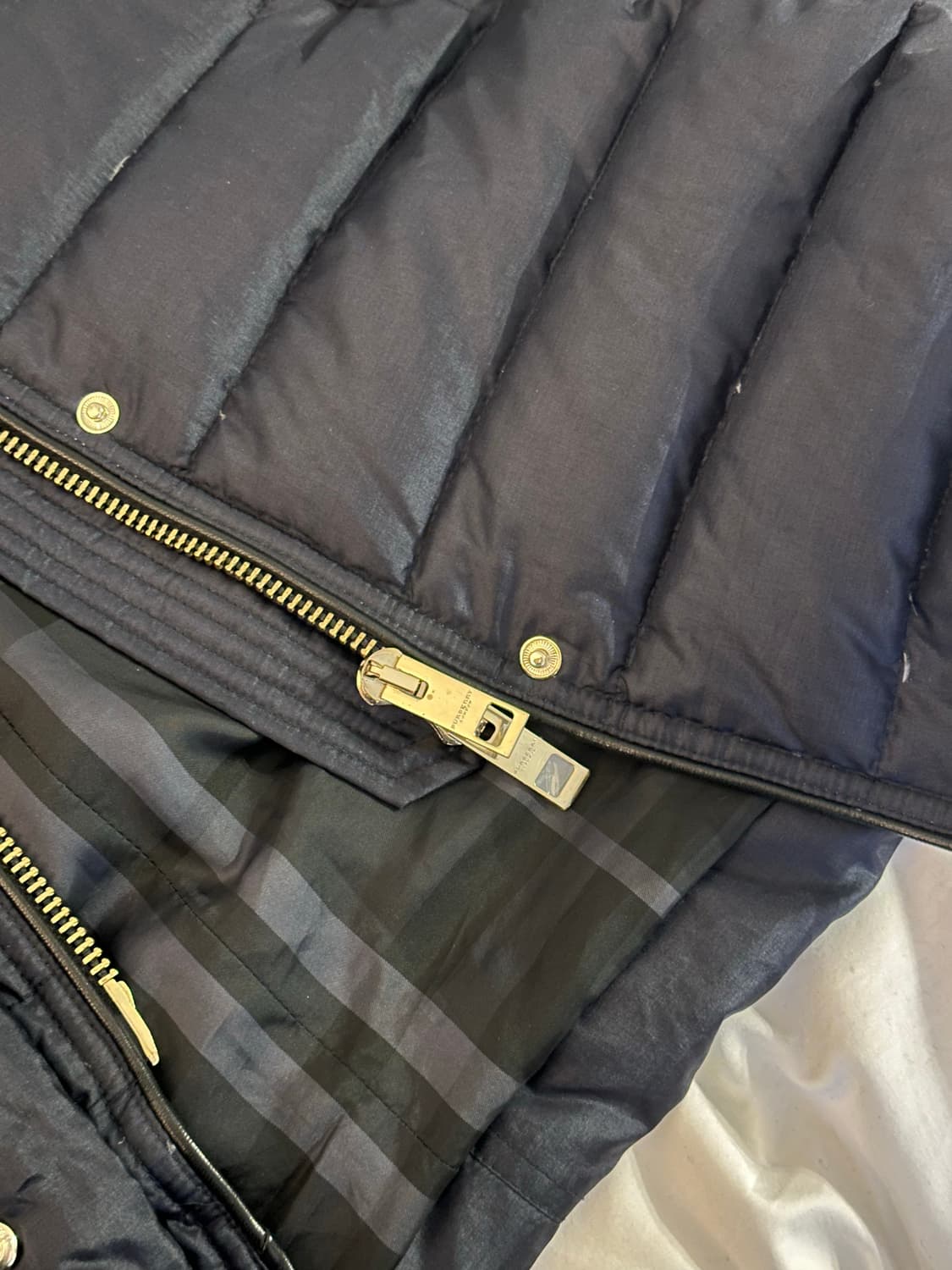 버버리 롱패딩 정품 / 상태양호 / 여성 M(55~66) 상품이미지5